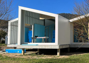vista de una obra de una casa modular